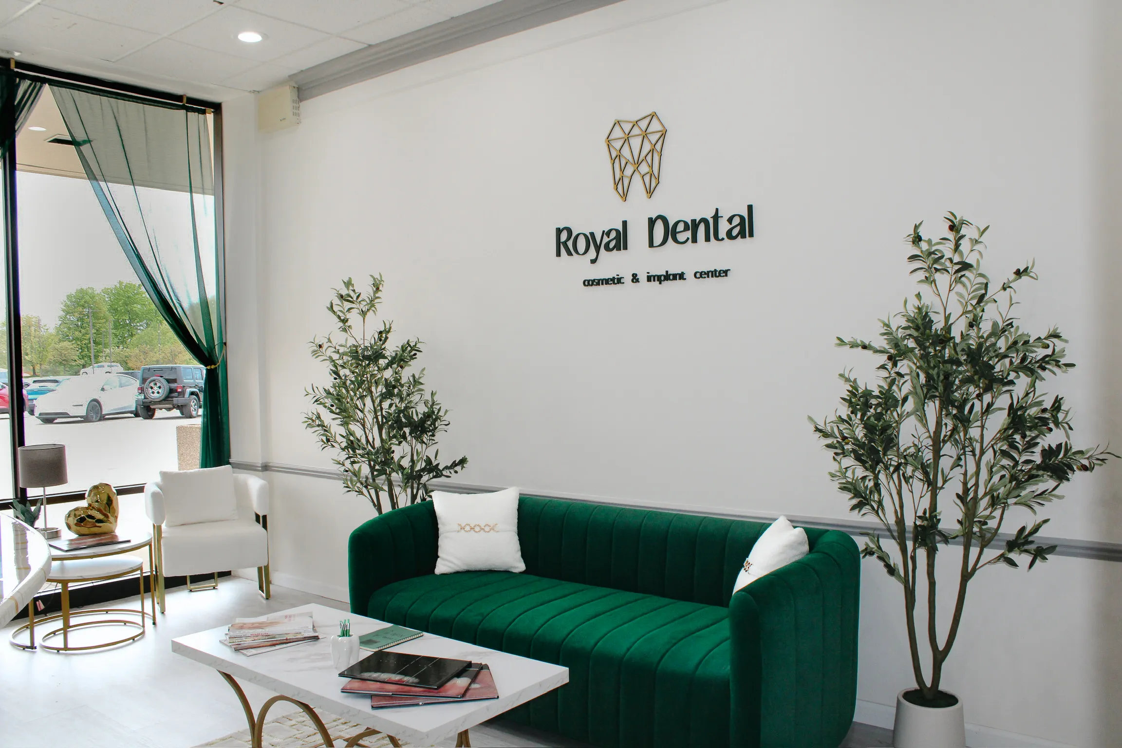 The Royal Dental Center waiting area