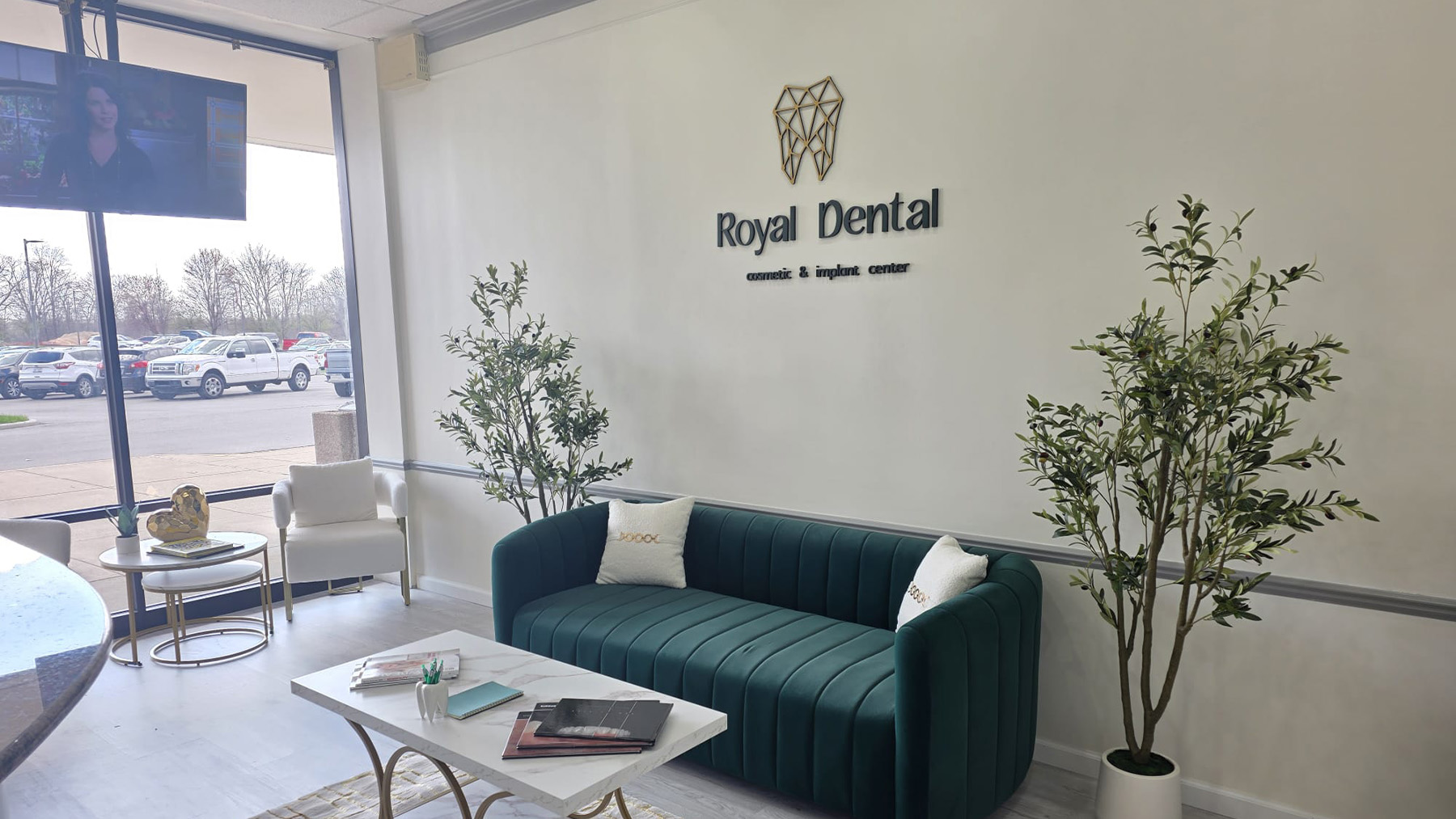 Royal Dental Center | Teeth Whitening, Advanced Dental Technology and Dental Bridges